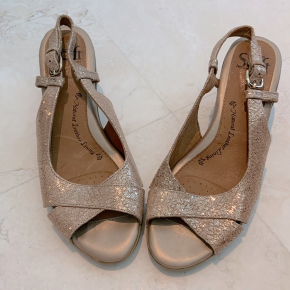 soffit Shoes - Ladies Soffit Beige/Gold Sling back Shoes sz 7